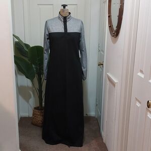 Elegant Black and Gray Maxi Dress